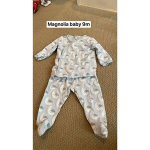 Magnolia Baby 9m snap footie set moons